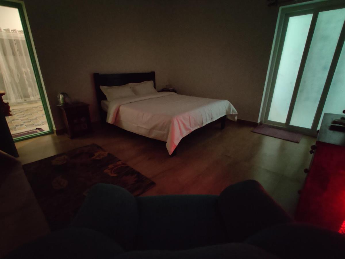 The Balified Villa Pondicherry Bagian luar foto