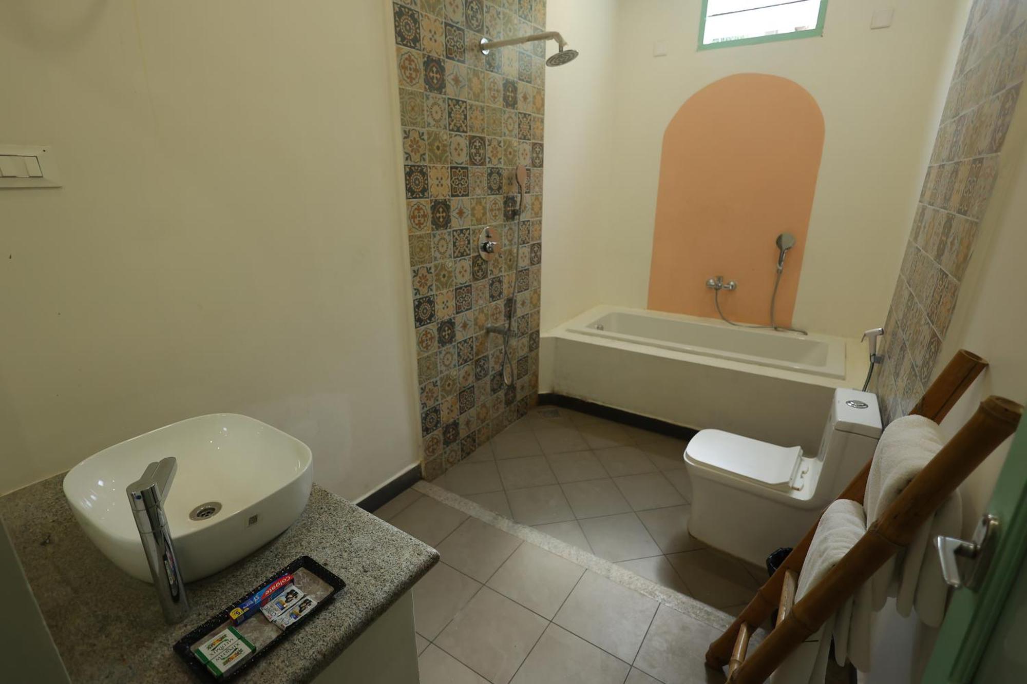 The Balified Villa Pondicherry Bagian luar foto